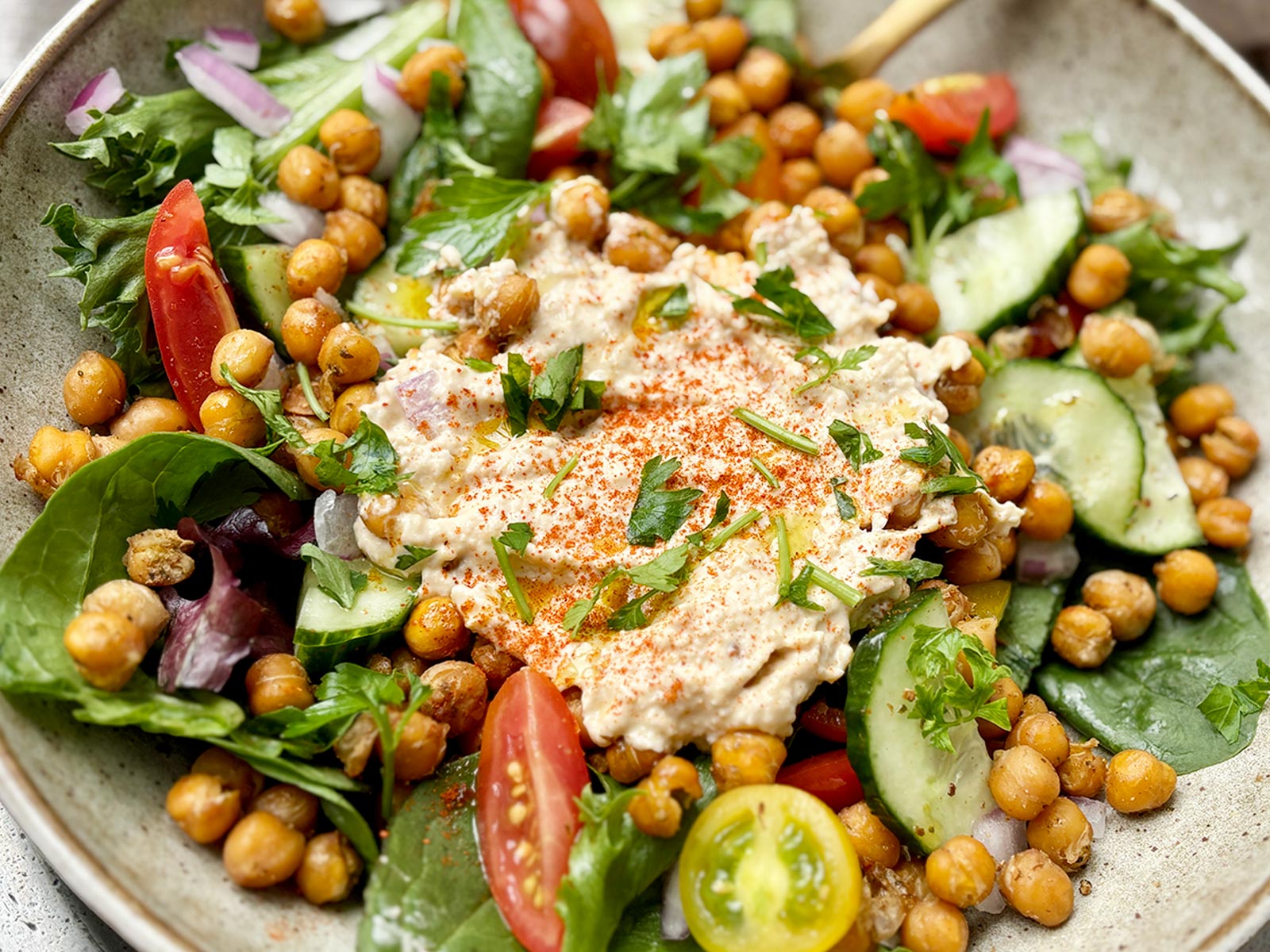 Baked Chickpea Hummus Salad - Healthy and Crispy